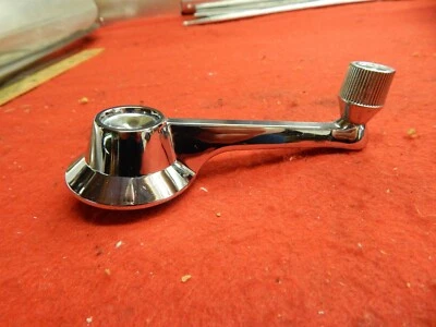 Manija de ventana de puerta derecha o derecha Ford Thunderbird Mustang C4SZ-6323342-A como nuevo 64 65 66 Foto 1 de 4