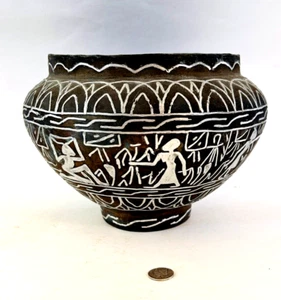 RAME EGIZIANO XVIII-XIX SECOLO con MARTELLO INTARSIATO ARGENTO CACHE POT/CIOTOLA 8"W OTTIME CONDIZIONI - Foto 1 di 24