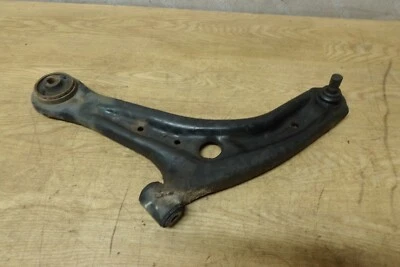 36755 H14 SDE 2008-2015 MAZDA 2 NSF ЛЕВАЯ РУКА ПАССАЖИРСКАЯ СТОРОНА ПЕРЕДНИЙ РЫЧАГ ПОПЕРЕЧНОГО РЫЧАГА - Изображение 1 из 3