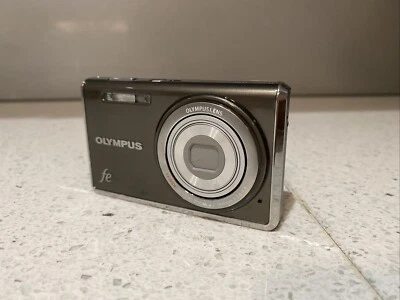 OLYMPUS FE-4030 Digital Camera 14MP, 4x Optical Zoom (see Description) - Image 1 of 4