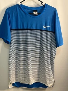 Camiseta Dri-Fit Azul Rayas Blanca Talla M (K305) - Imagen 1 de 3