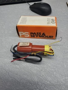 Pass & Seymour 1072 Low Voltage Magnetic Relay 20A, 120V NOS - Picture 1 of 6