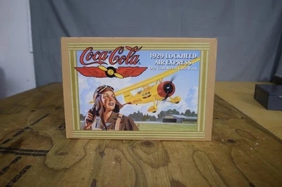 Banco de monedas de metal fundido a presión Lockheed Air Express 1929 Coca-Cola de colección avión Foto 1 de 4