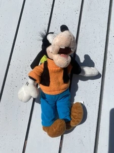 Disney Theme Parks 11 inch Goofy Plush Bean Bag Toy - Picture 1 of 4
