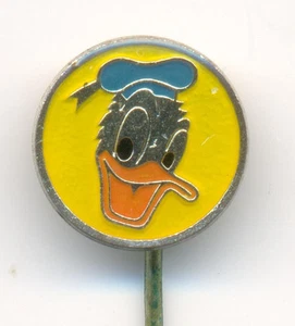 DONALD DUCK  Walt Disney 1970s  Vintage pin made in Yugoslavia  SCARCE - Picture 1 of 2