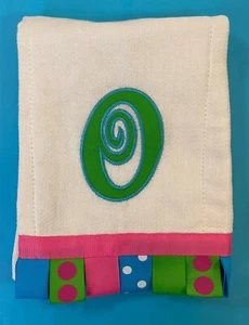 Mud Pie Initial Baby Monogram Letter "O" Burp Cloth with Pleated Ribbon Trim - Picture 1 of 5