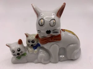 Vintage Occupied Japan Cat Family Figurine Hand Painted Ceramic Collectible - Picture 1 of 8