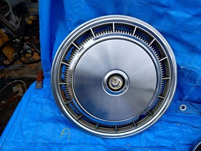 1977 1978 1979 Plymouth Chrysler Lebaron Dodge Diplomat 15" tapacubos cubierta de rueda A Foto 1 de 4