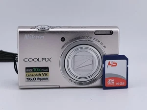 Nikon COOLPIX S6200 16MP Kompakt Digitalkamera Rose Gold - Bild 1 von 10