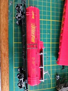 Cox HO Scale Firefox Spray Tanker Used - Picture 1 of 6