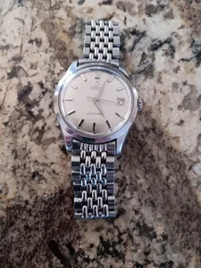 VINTAGE OMEGA SEAMASTER CALENDAR Wristwatch RUNNING! - Picture 1 of 24