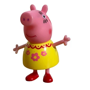 Peppa Pig Mumie gelbes Blumenkleid 2,75" groß Figur Spielzeug 2003 Jazwares - Bild 1 von 6