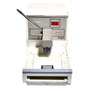 Microm GmbH dispensing console AP 250 D.FOR PARTS OR NON WORKING. - Picture 1 of 5