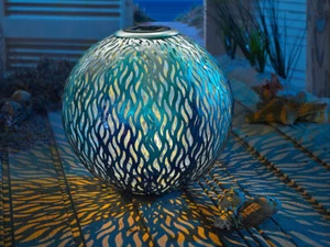 Sfera Decorativa Solare Nauru Lampada a Sfera Design 25 cm Finitura Metallo con Sfumatura - Foto 1 di 3