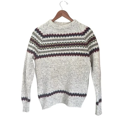 Marshall Fields Wool Blend Crewneck Geometric Print MENS Sweater Gray Medium - Image 1 of 4