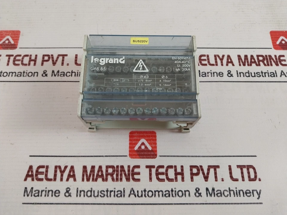 Legrand 048 85 Three Phase Terminal Block Module - Image 1 of 4