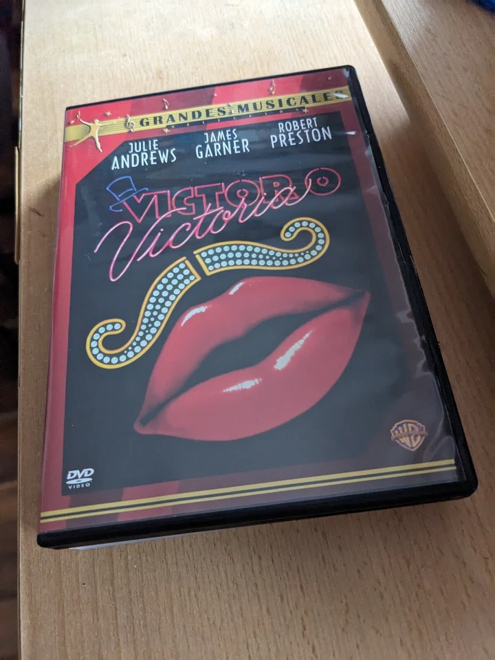 Victor  / Victoria  - Blake Edwars, James Garner, Julie Andrews - Bild 1 von 1
