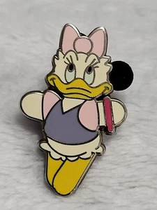 Daisy Duck Character Pop Art Mini Disney Trading Pin 71125 2009 - Picture 1 of 5