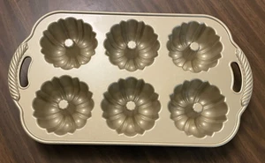Nordic Ware | Gold Bundt-Lette Pan | 5 Cup | 65th Anniversary | USA | NEW - Picture 1 of 5