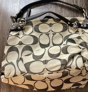 Vintage Coach Canvas Classic Logo Women’s Tote Shoulder Bag Green Mint Interior - Picture 1 of 18