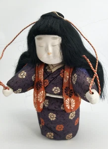 KIMEKOMI JAPENESE DOLL,VINTAGE,  JUMP ROPING PLAY, PORCELAIN FACE.SILK BROCADE - Picture 1 of 8