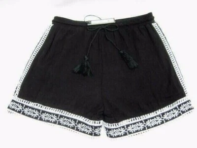 Pantalones Cortos Romeo Juliet Couture Mujer Pequeños Bordados Negro Crema Borla Boho $108 Foto 1 de 4