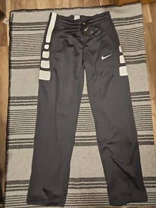 womens nike therma fit pants medium New With Tags - Picture 1 of 8