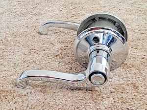 SCHLAGE RH FLAIR F40 FLA625 BRIGHT CHROME PRIVACY BED BATH FREE SHIPPING - Picture 1 of 8