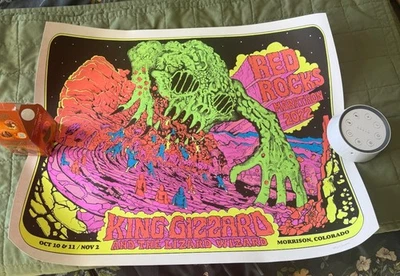 Póster 1 King Gizzard Red Rocks 22 Night Foto 1 de 2