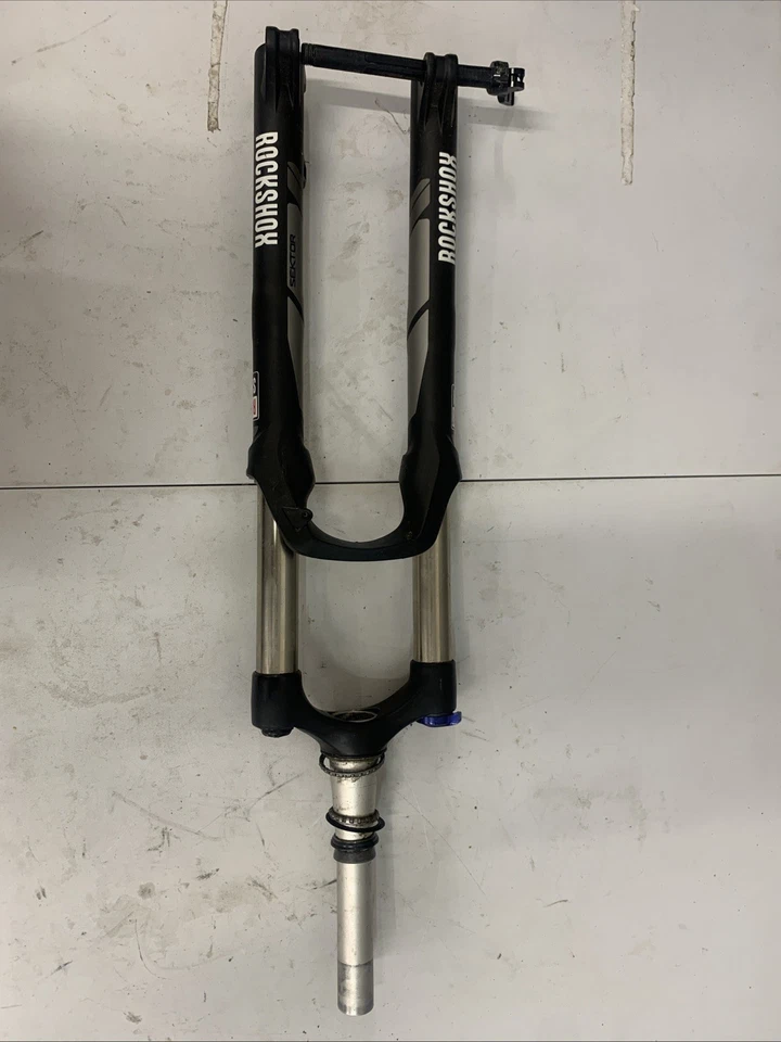 RockShox Sektor 27.5” Forks 140mm Solo Air Tk Silver Bent Lower For Parts Only - Image 1 of 4