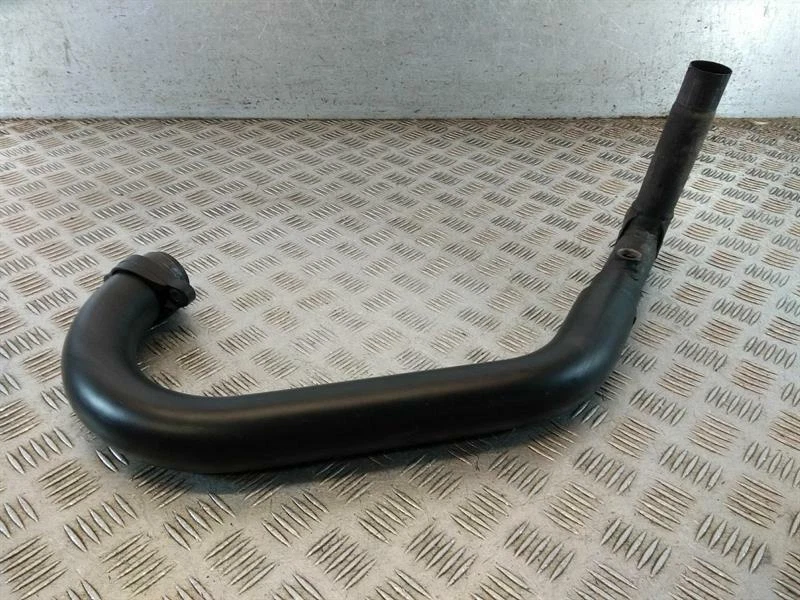 Moto Guzzi V9 BOBBER (2016>)  Right Exhaust Down Pipe - Image 1 of 4