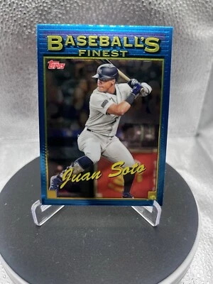 2024 Topps Finest - 1993 Finest Prototypes Blue Refractor #93-9 Juan Soto   - Image 1 of 2