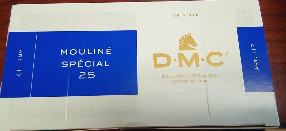 DMC Mouline 117-909 6 strand Embroidery thread, very dark emerald green , 8.7 yd - Image 1 of 2