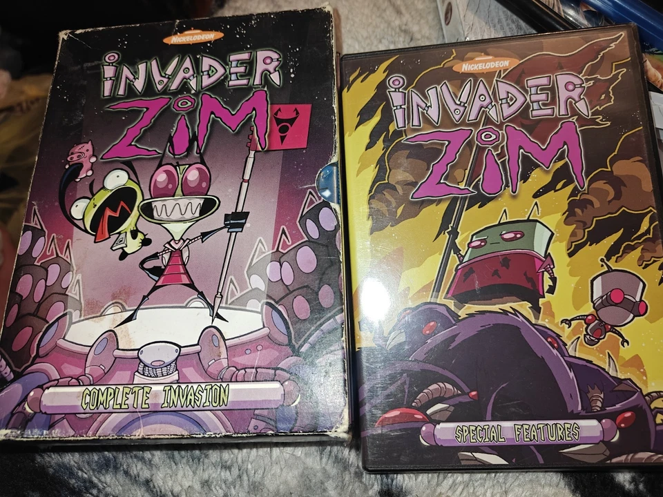 INVADER ZIM: Complete Invasion Volume 1-3 DVD 6 Disc Box Set - Image 1 of 4
