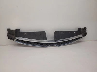 2011 12 13 2014 CHEVROLET CRUZE Grille Upper 96981100 11-14 - Image 1 of 4