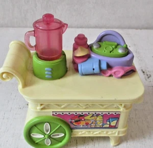 Carro de aperitivos Fisher Price Loving Family muebles para casa de muñecas limonada - Imagen 1 de 1