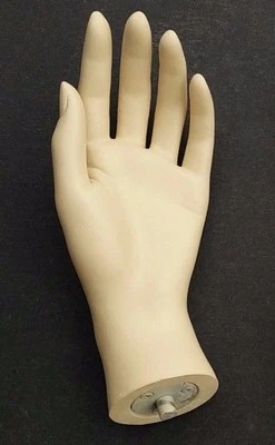 DISPLAYIMPORTER MN-HandsF-QS FLESHTONE LEFT Female Mannequin Hand Display (SKINTONE ONLY)