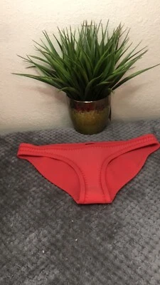 triangl cheeky bottoms - Image 1 of 4