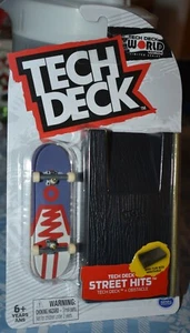 SPIN MASTER TECH DECK STREET HITS MINI FUN BOX PLUS GIRL SKATEBOARD NEW - Picture 1 of 4