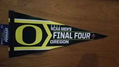 2017 Final Four 12x30 Premium Pennant Oregon Ducks Cover