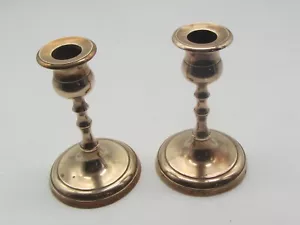 "Par de candelabros de latón liso Hedlumd & co Eskilstuna Suecia # 11 4,5" - Imagen 1 de 9