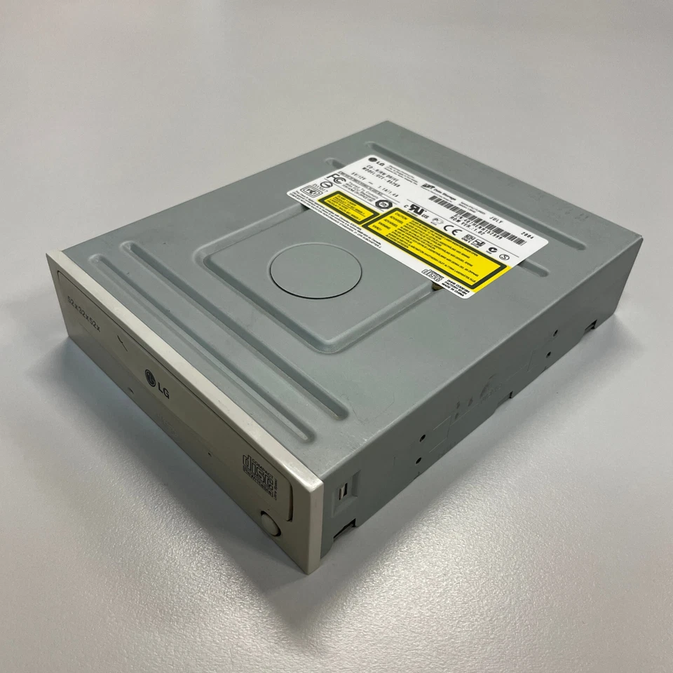 Genuine Hitachi LG GCE-8526B CD-R/RW RewritabIe IDE Optical Drive 52x 32x 52x - Image 1 of 4