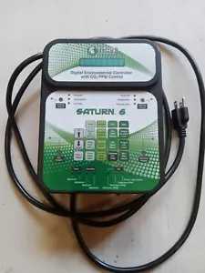 Titan controls Saturn 6 Grow Room environmental controller ( parts or repair) - Picture 1 of 4