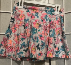 SO Kohl's Girls Floral Skirt Size 12 - Picture 1 of 2