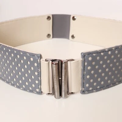 Пояс на талию Lela Rose Chic богемное лазерная резка кожа серебристый серый женский размер маленький - Изображение 1 из 4