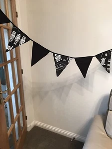 Various Styles Bunting. Winnie Pooh , Star Wars , Unicorns, Etc. - Picture 1 of 7