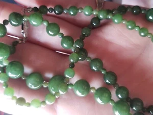 Vintage Jade Halskette verschiedene Größen Perlen 49g ca. 10" bis 12" Zoll... - Bild 1 von 11