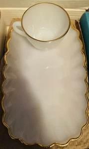 anchor hocking Milk White snack set With 24k Gold Plated Rim - Picture 1 of 4