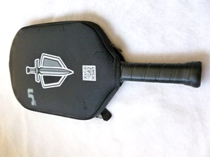 J1 Sword & Shield Pickleball Paddel gebraucht / 5 mal benutzt, paar Schrammen Rand - Bild 1 von 5