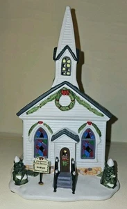 Vintage St. Nicholas Square Wedding Chapel at Christmas 2001 - Picture 1 of 6